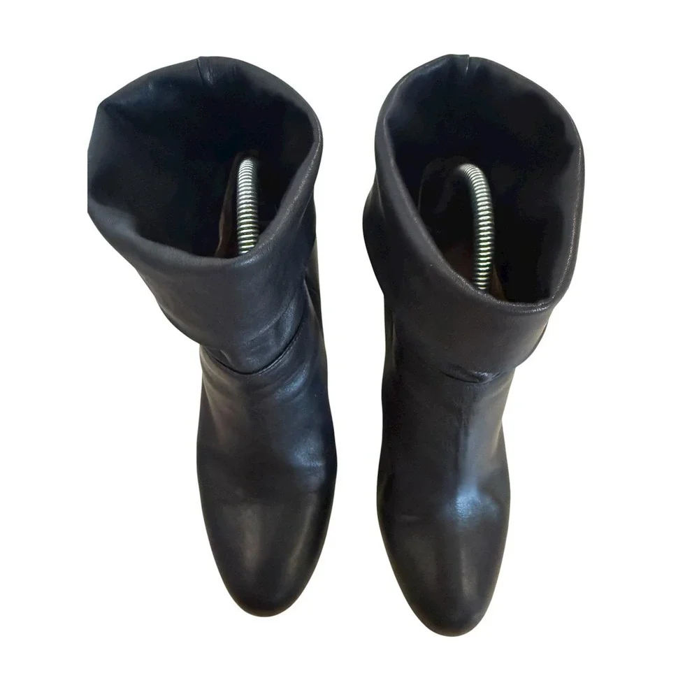 Vince Black Leather Slouchy Ankle‎ Boots Wood Block Heel Size 9.5B Italy